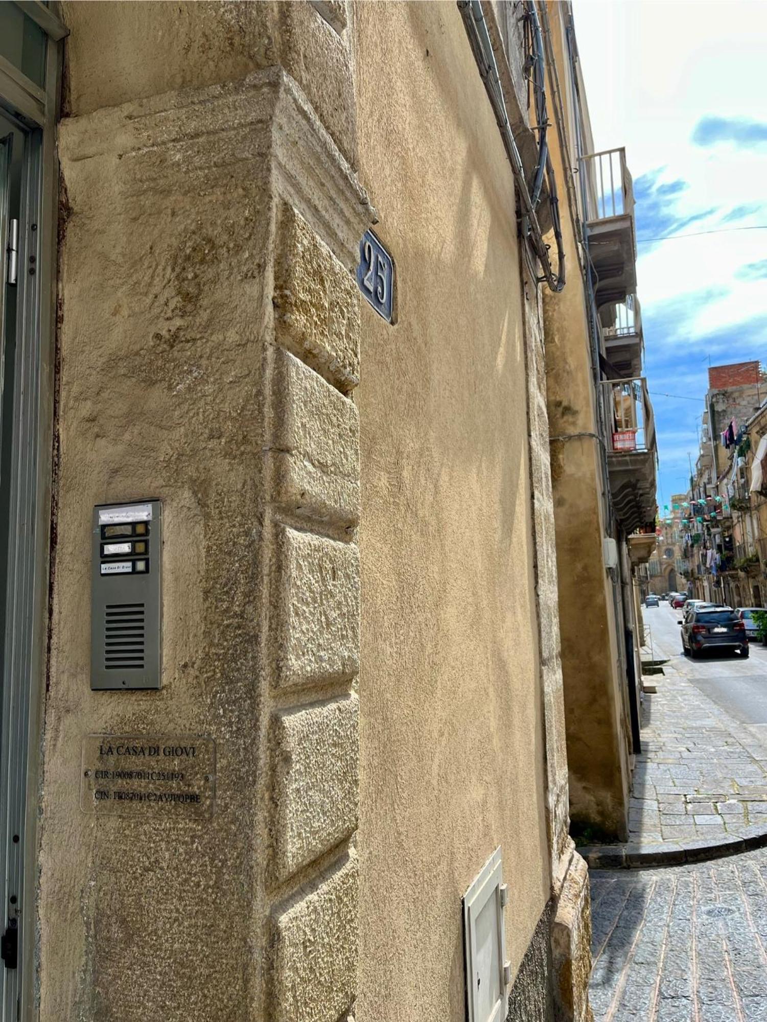 Casa Di Giovi Apartment Caltagirone Ngoại thất bức ảnh